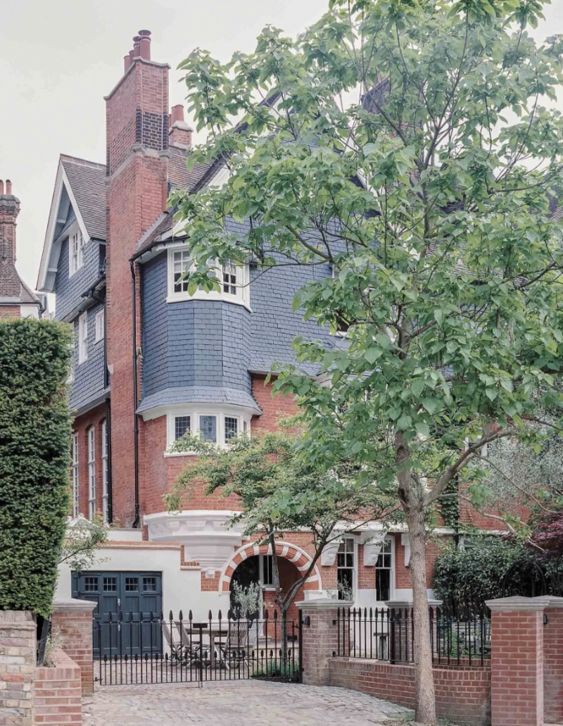 Hampstead Extension: Reframing a Victorian Home on Tanza Road