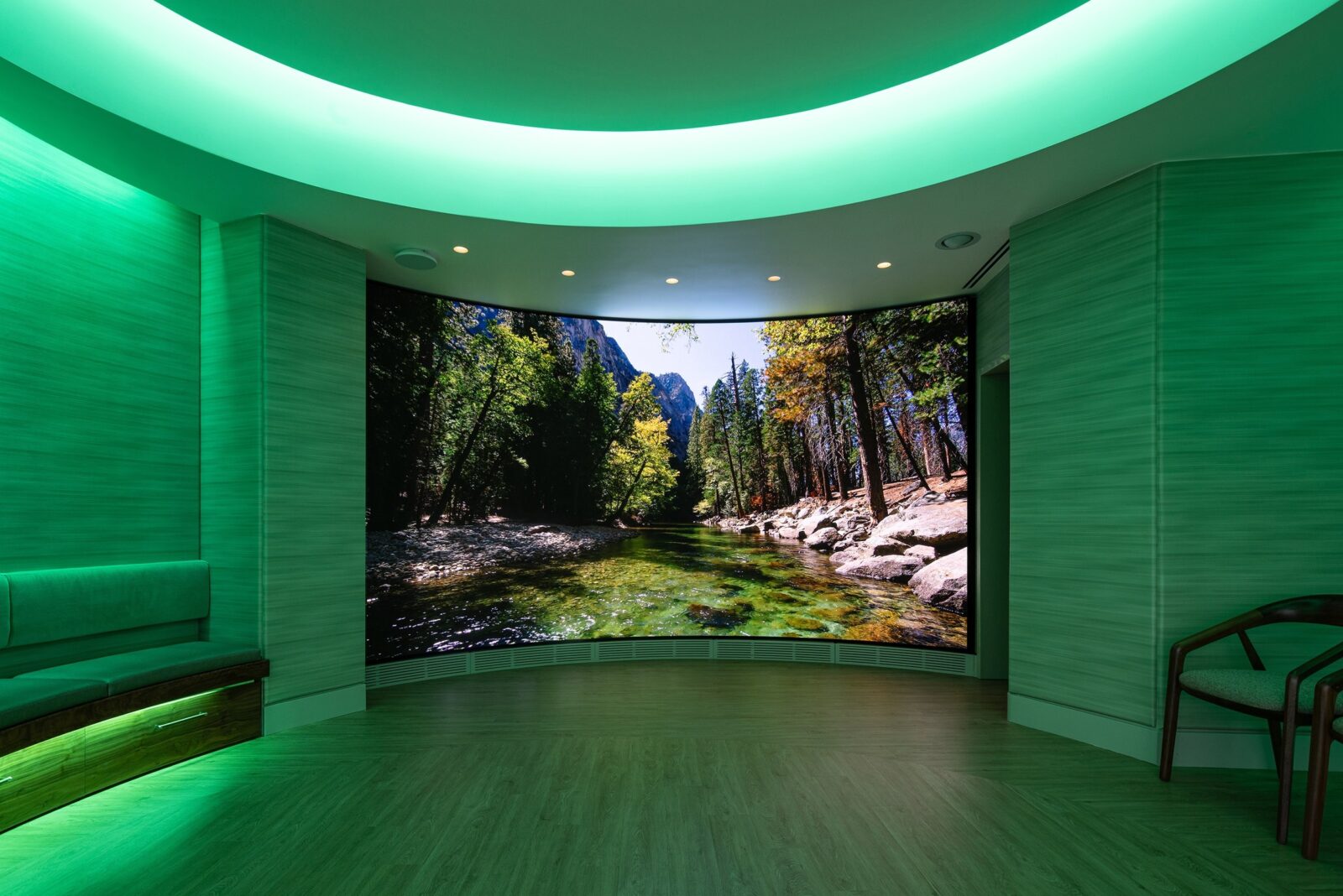 Ligh as therapy in the VCU University Cancer Center