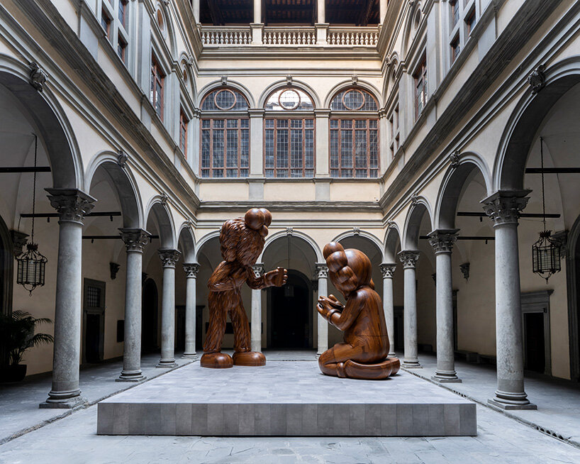‘KAWS: THE MESSAGE’, Palazzo Strozzi, Florence, 2025. photo © Ela Bialkowska, OKNO studio © KAWS