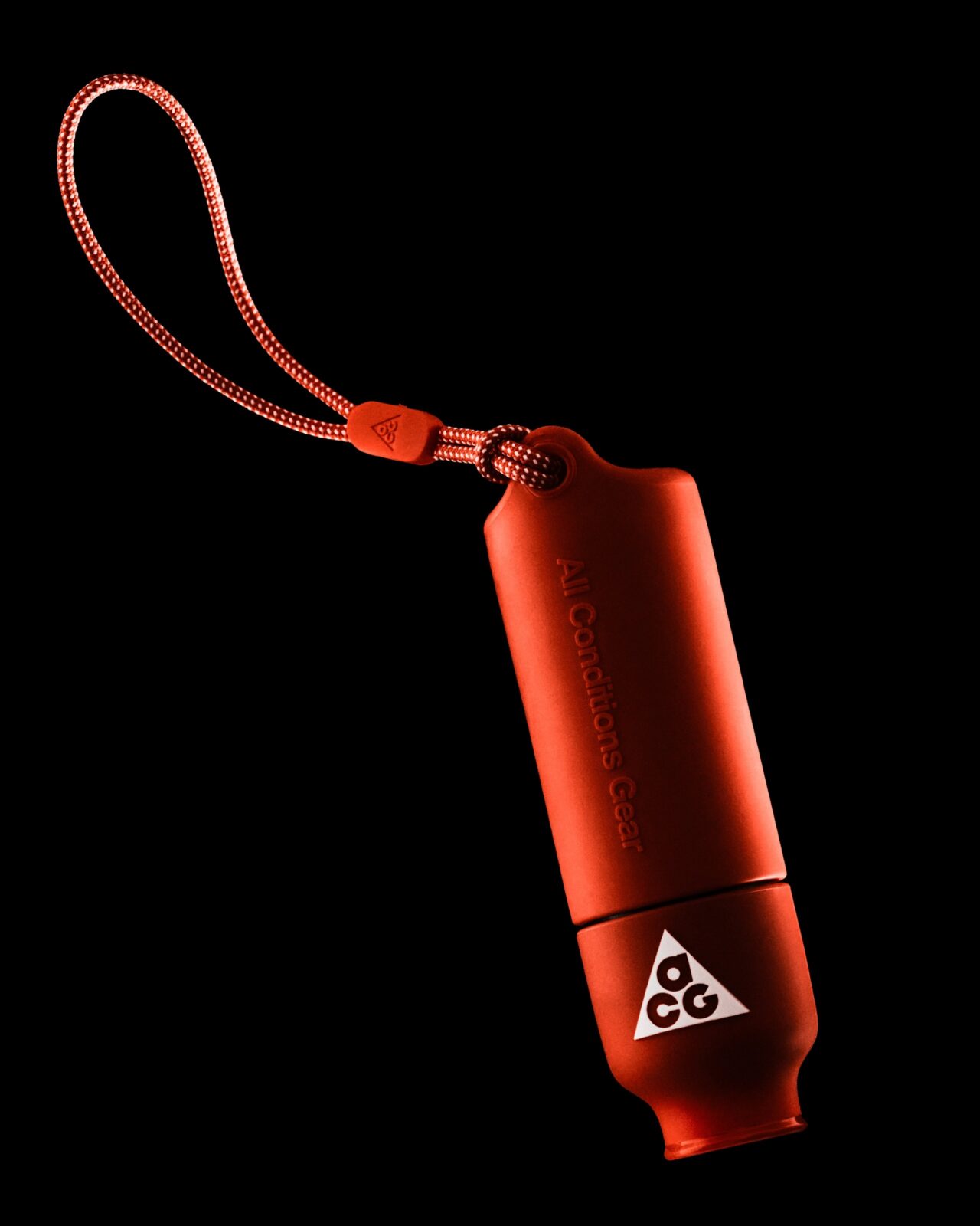 The jacket can inflate or deflate in seconds using a small pump