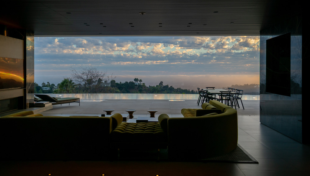 Briarcrest Residence by Heusch Architecture