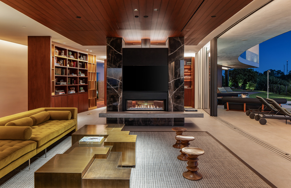 Briarcrest Residence by Heusch Architecture