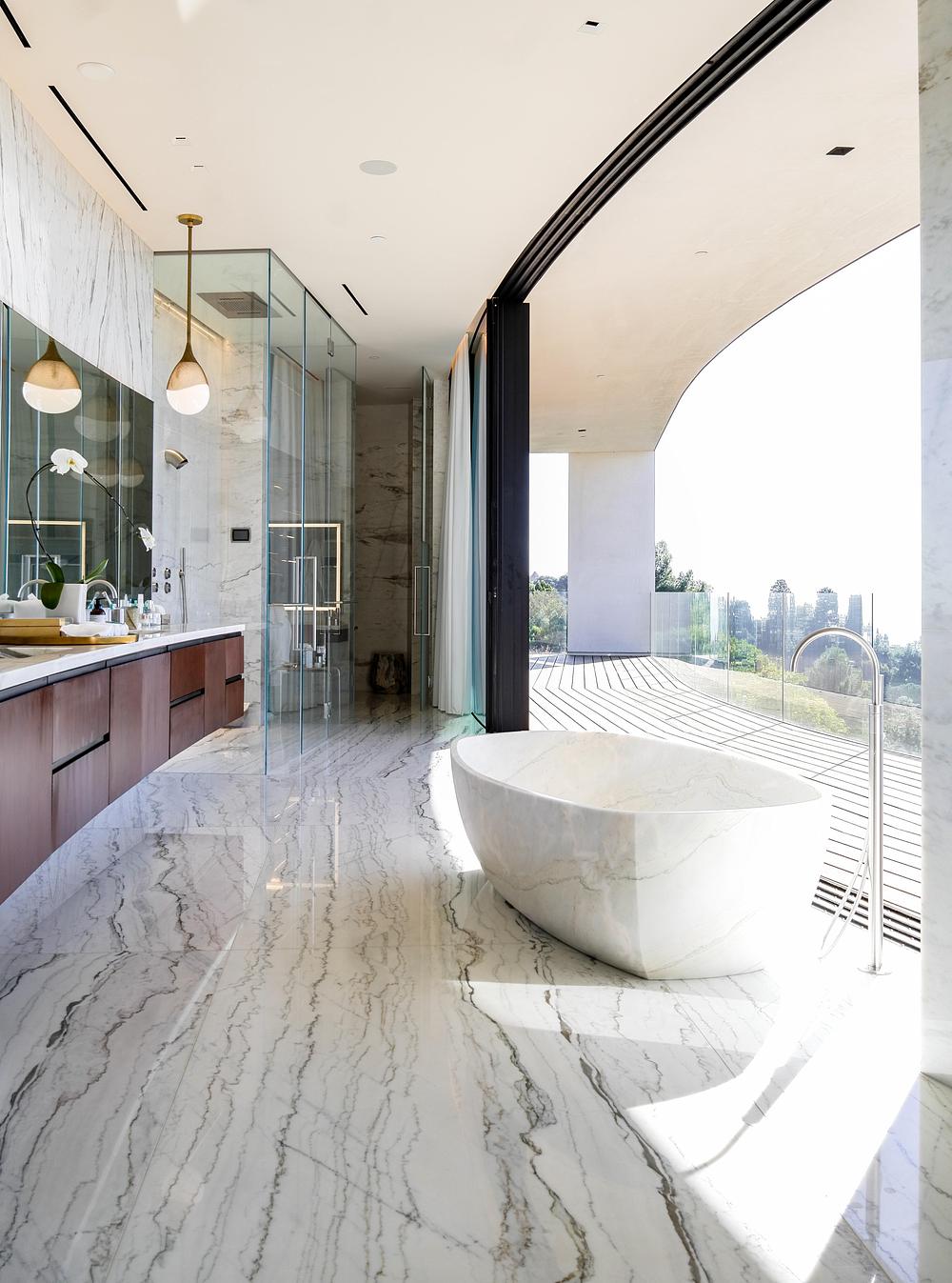 Briarcrest Residence by Heusch Architecture