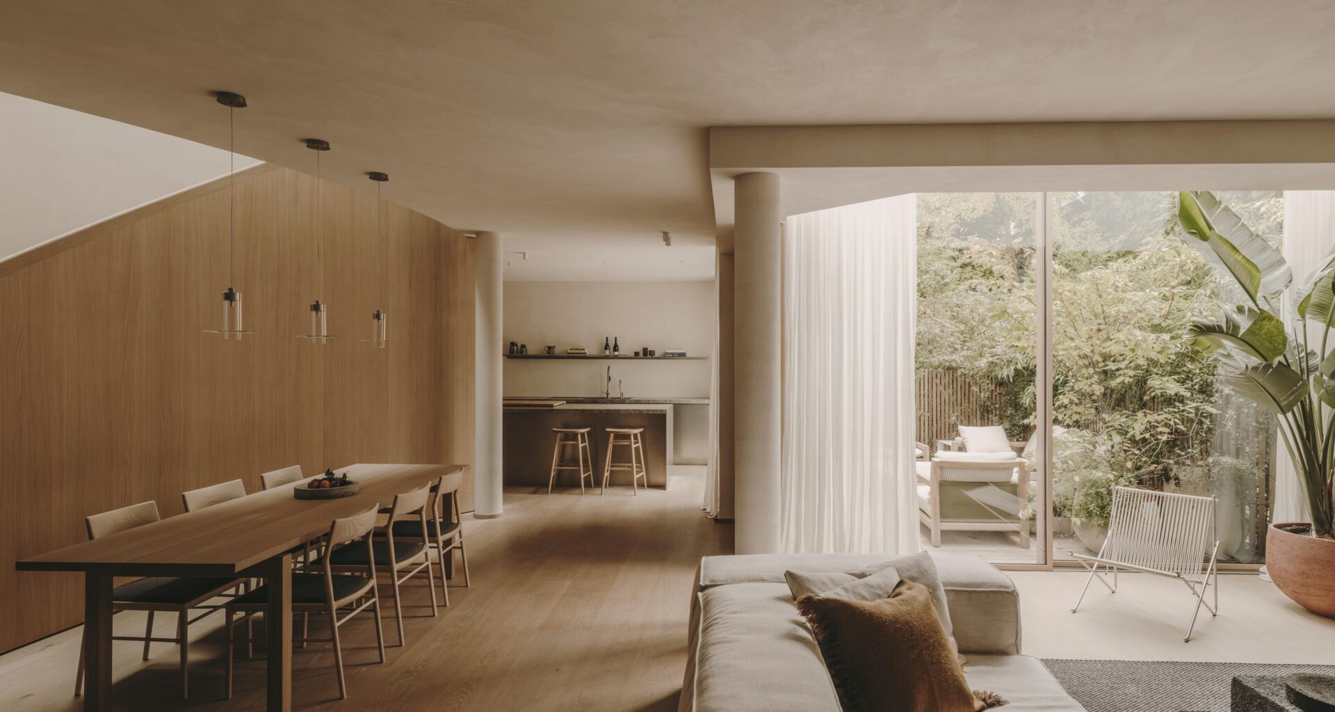 Paris Townhouse by Holzrausch Studio