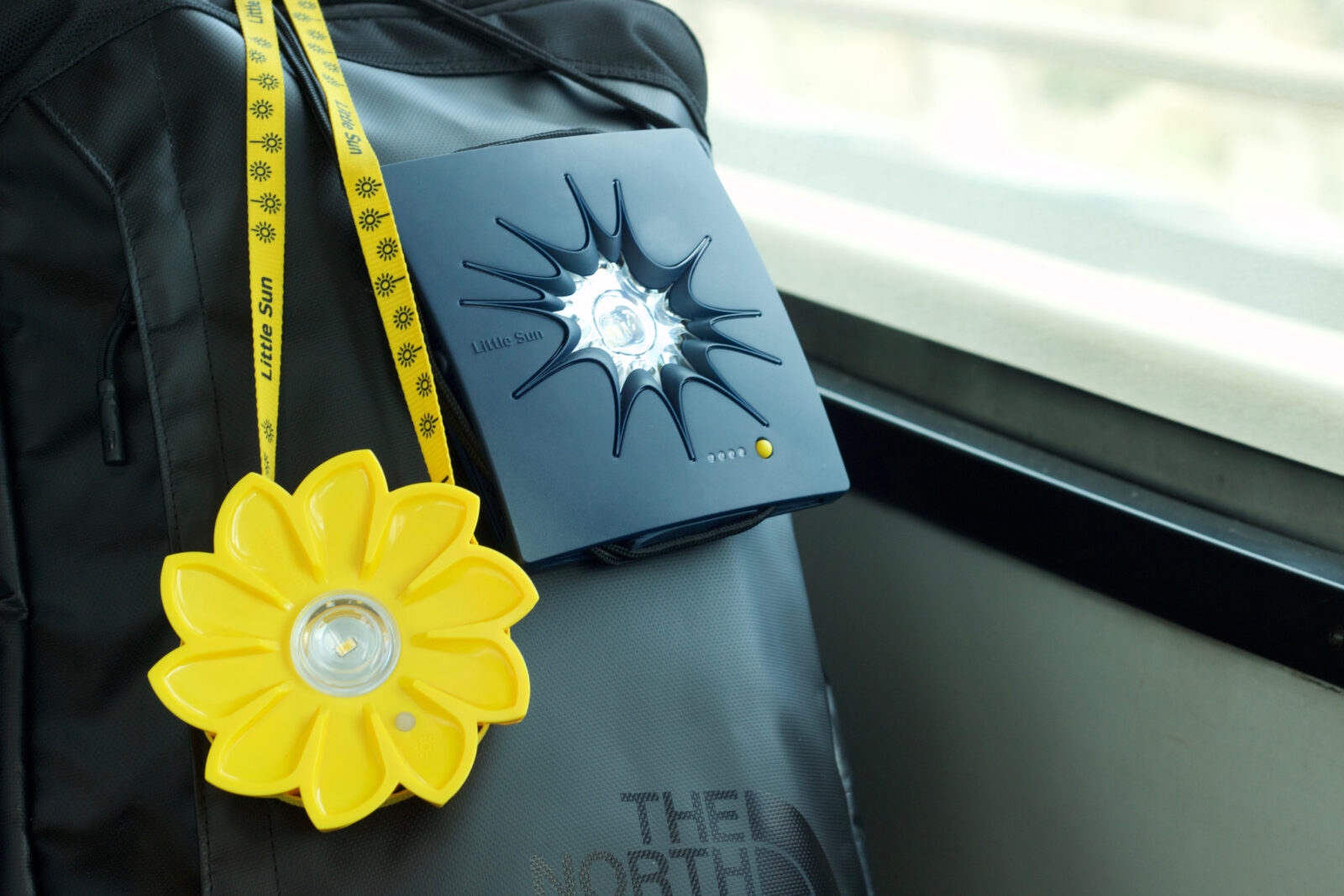 Little Sun Original and Charge on the go © Little Sun