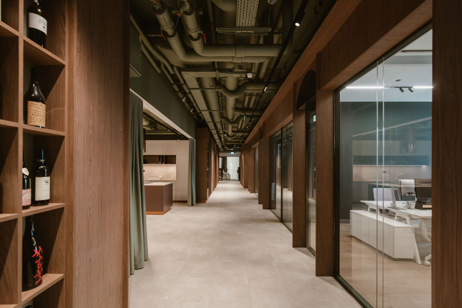 MJG office by mode:lina