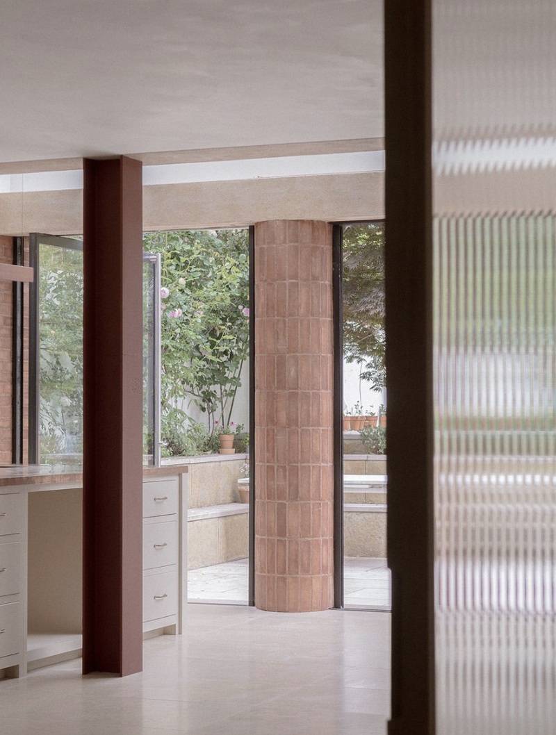 Hampstead Extension: Reframing a Victorian Home on Tanza Road