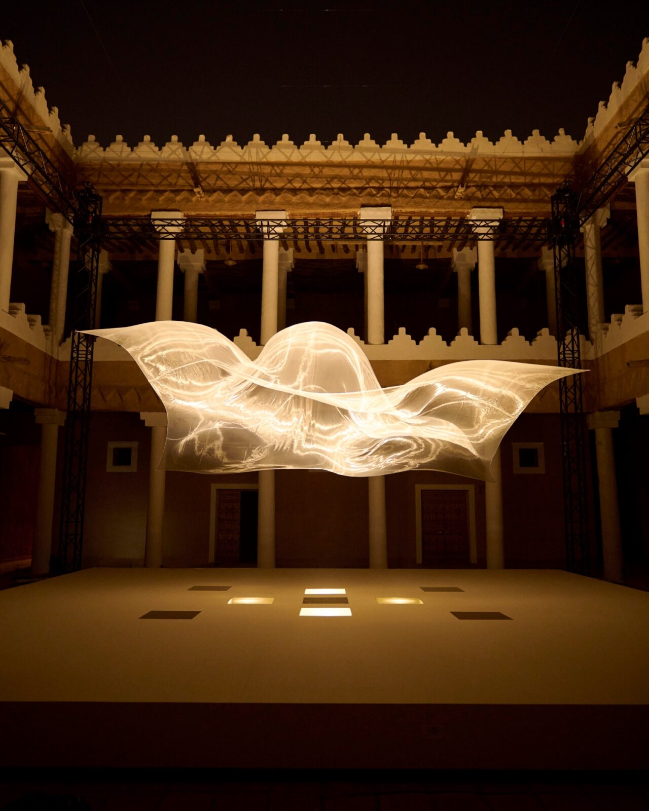 Shinji Ohmaki, Liminal Air Space-Time