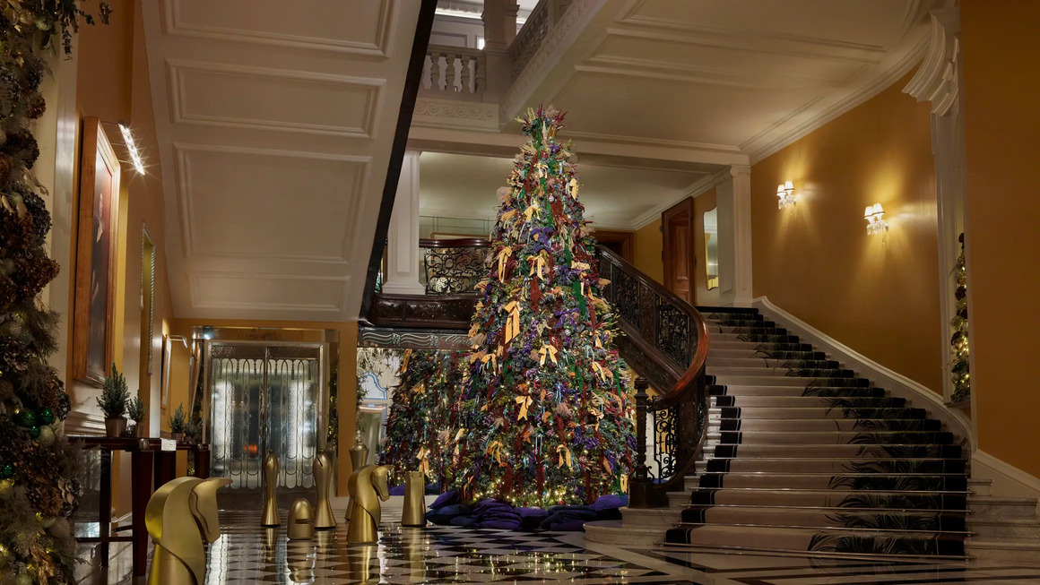 Daniel Lee and Claridge's unveil the 2025 Christmas Tree Design