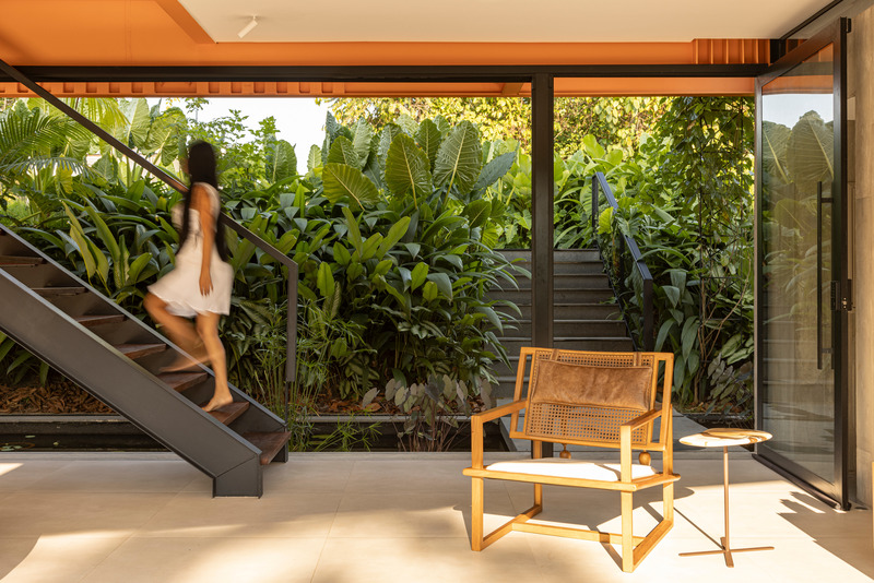 Pupunha House in Manaus Rises Over the Amazon Rainforest with a Garden That Becomes Part of the Jungle