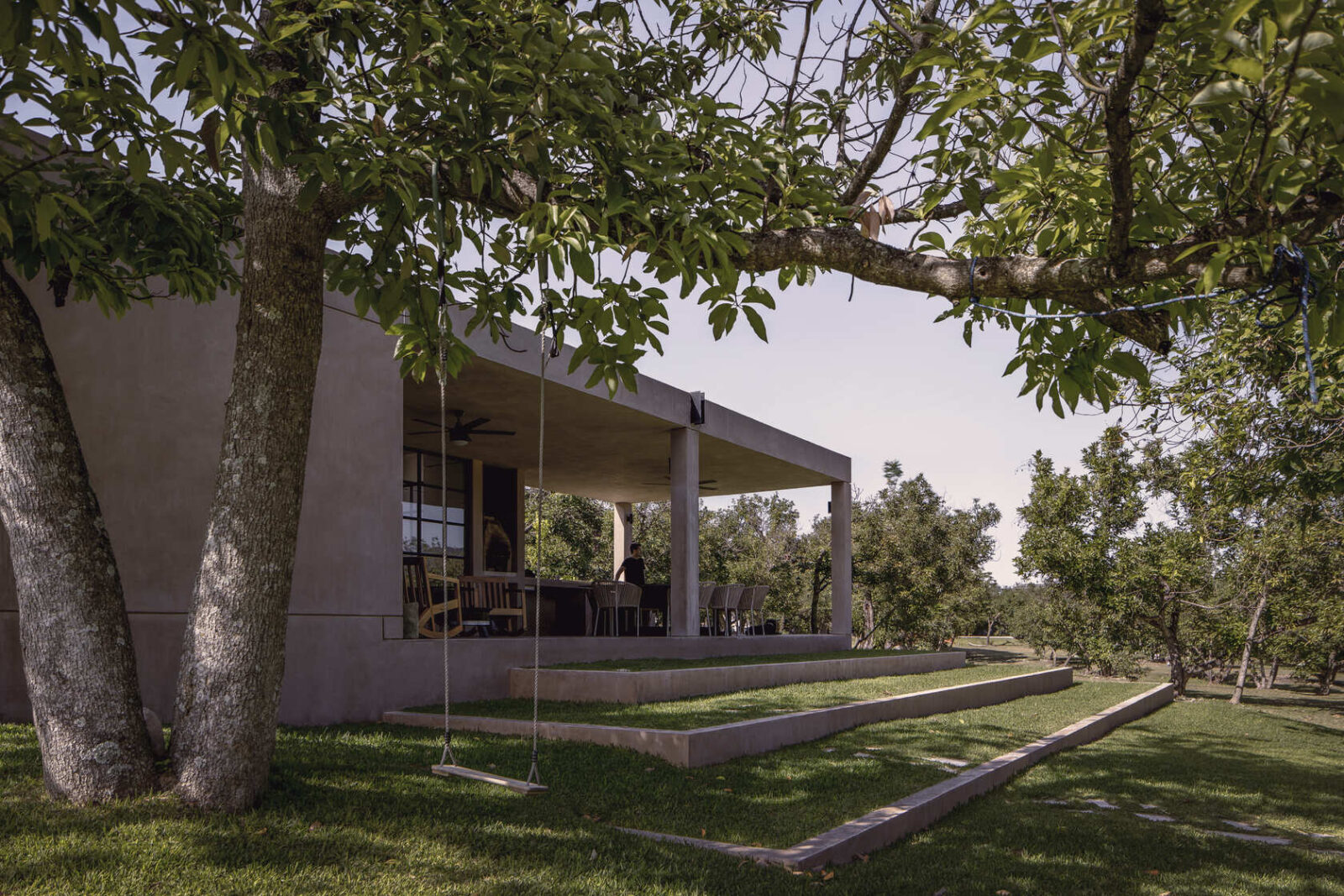 El Aguacate vacation house by Práctica Arquitectura