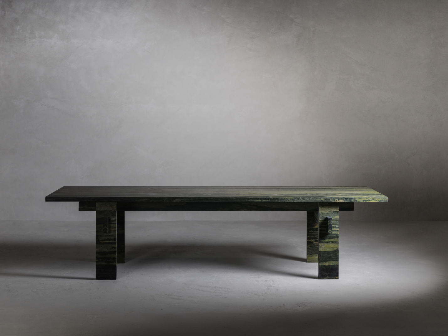 Kreoo Majesty is inspired by a carpenter's bench