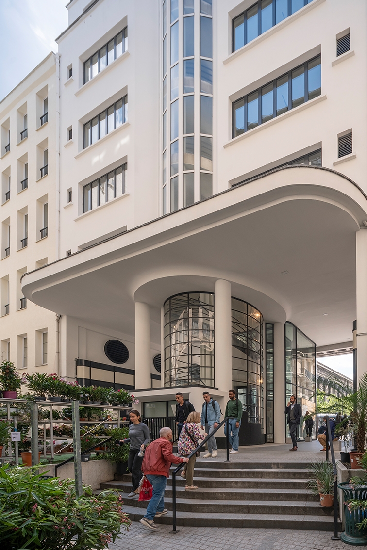 Place de la Madeleine reconstruction