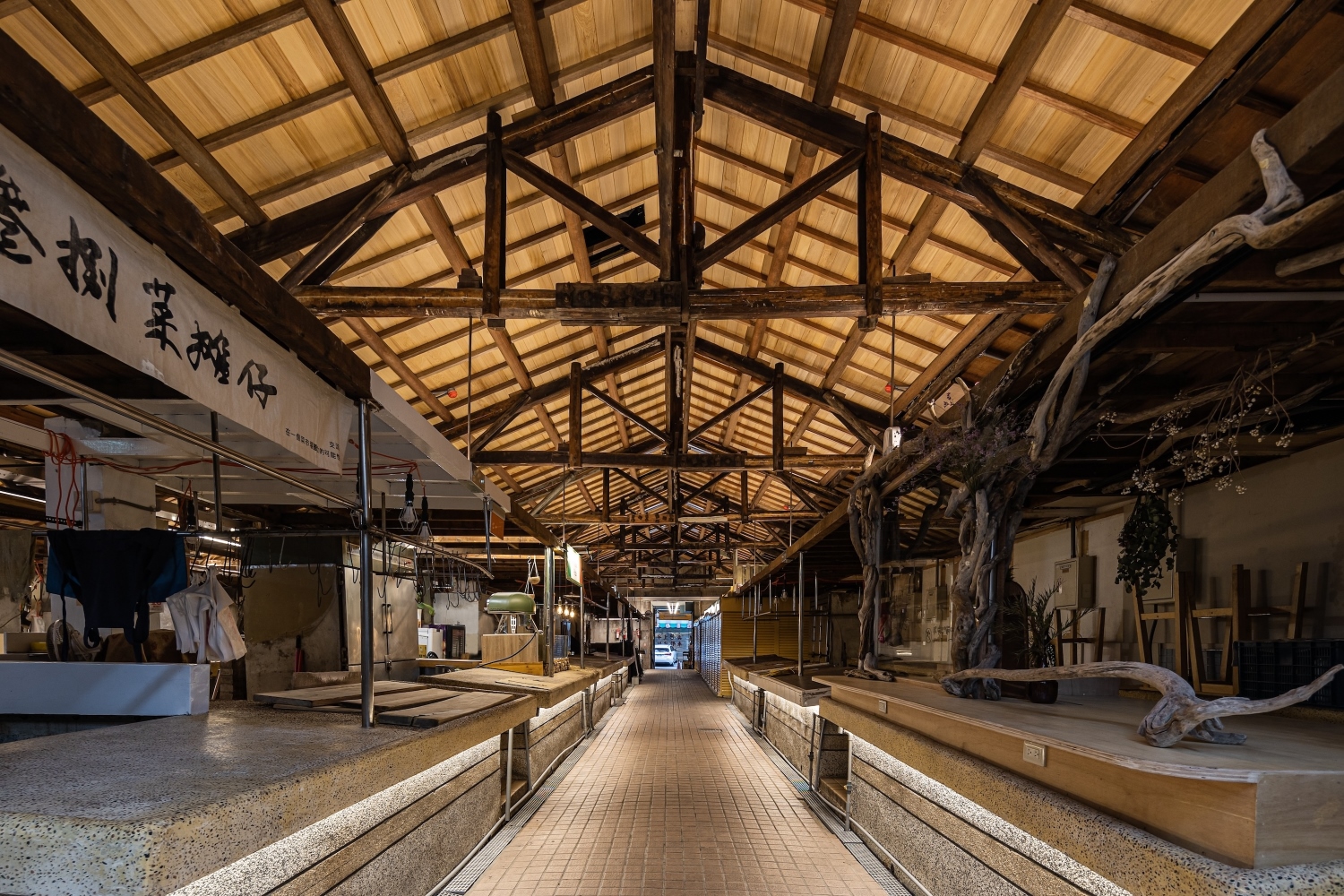 Yancheng First Public Retail Market