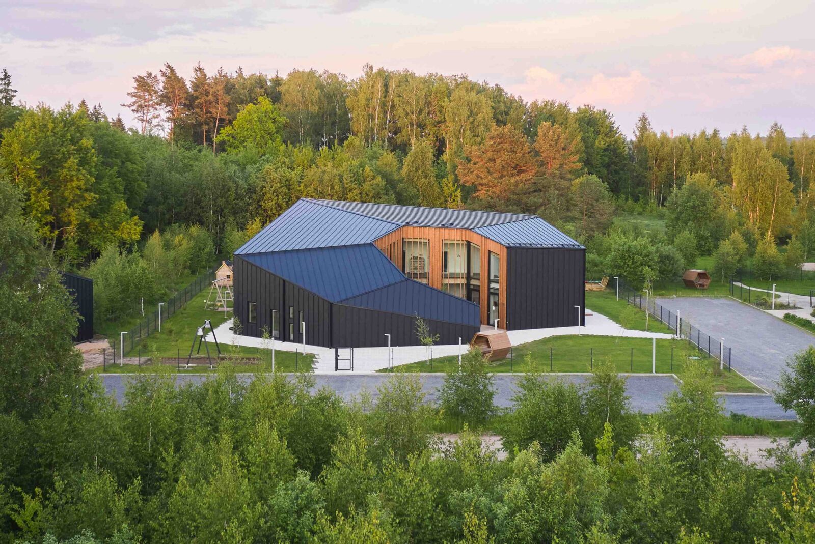 Photo credit: Norbert Tukaj