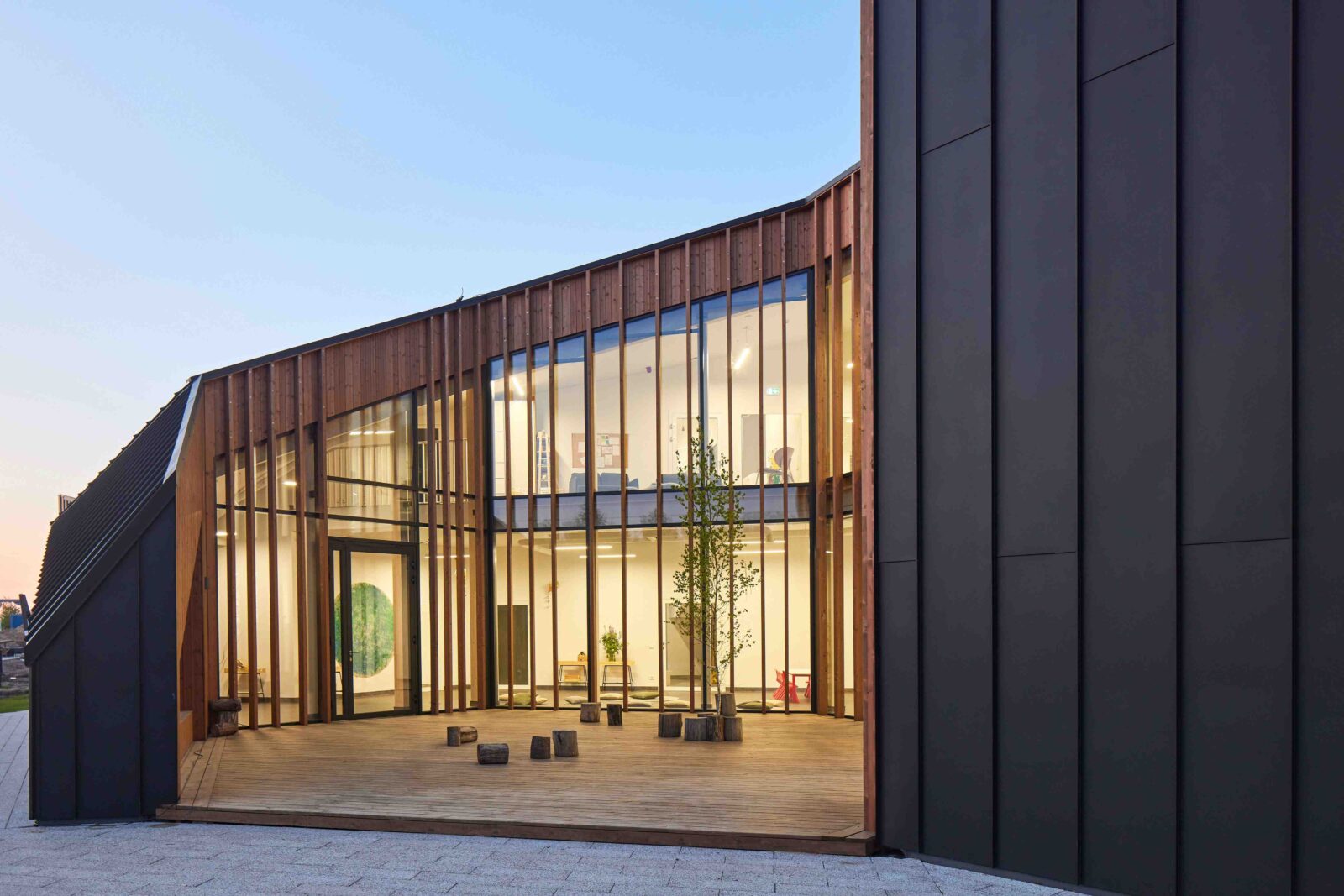 Photo credit: Norbert Tukaj