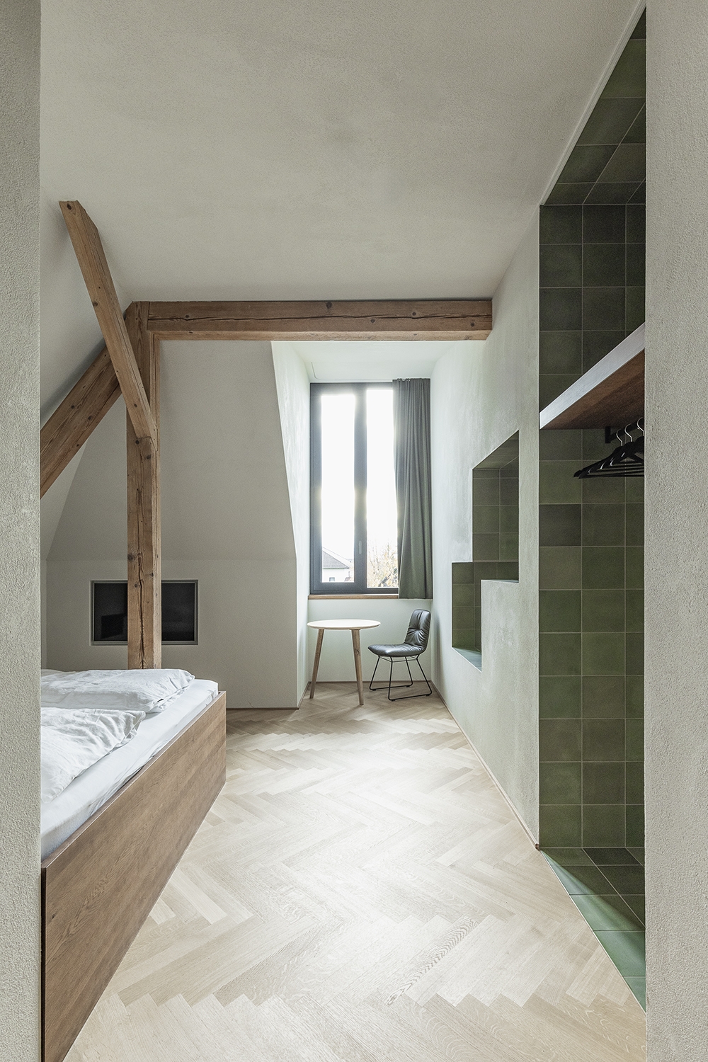 A small hotel on the hight attic features five rooms