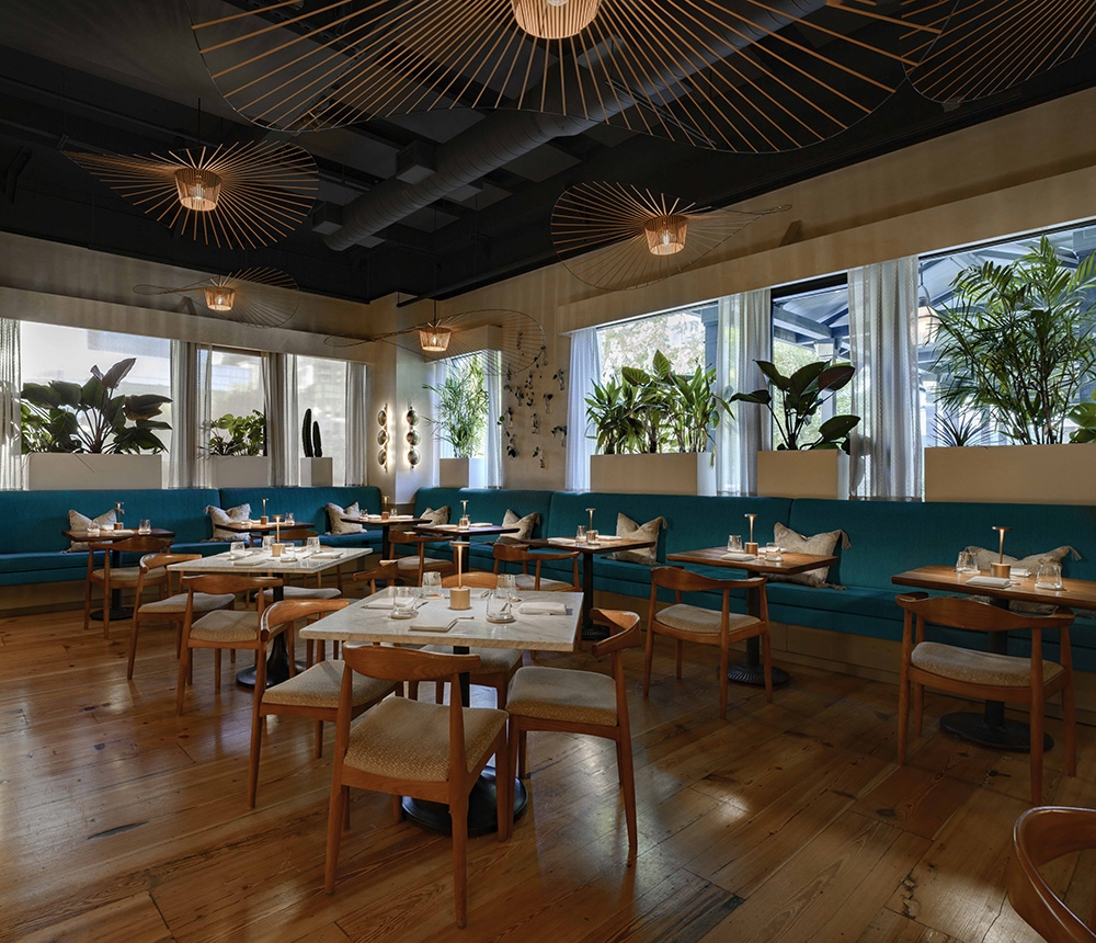 Lazy Betty main dining room