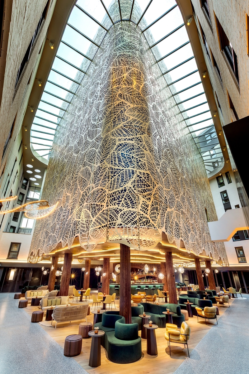 Renaissance Amsterdam Hotel Lobby Bar & Lounge