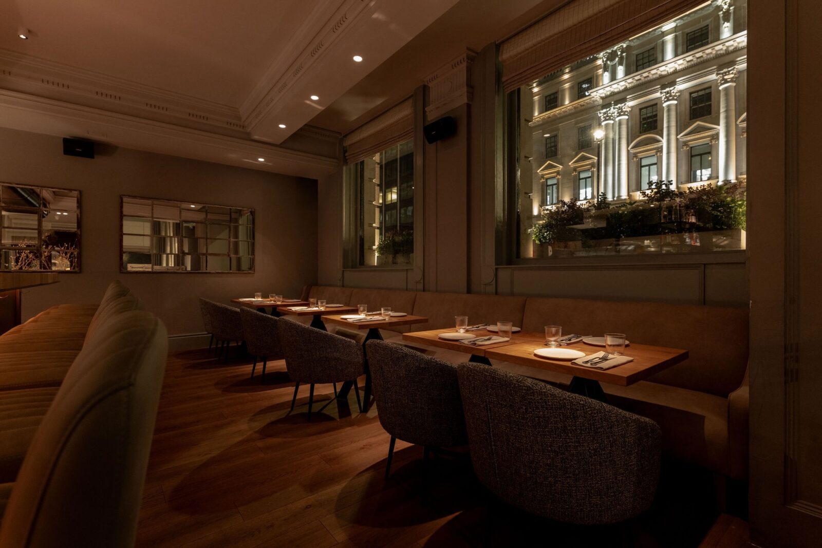Claro Restaurant - London by Antumbra Lighting EU Limited