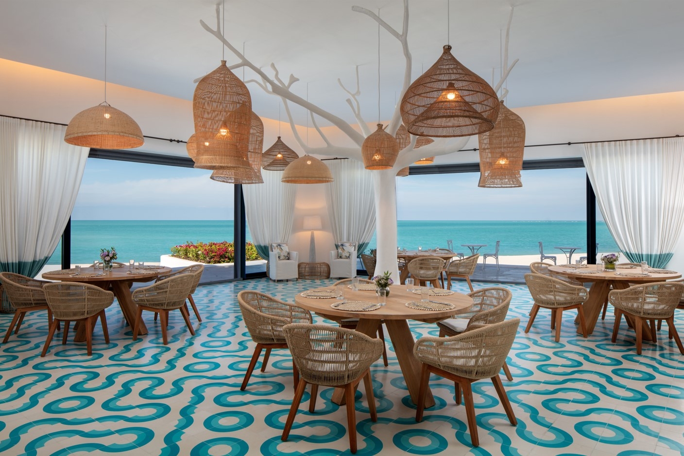 Anantara Santorini Abu Dhabi Retreat by E11.ae