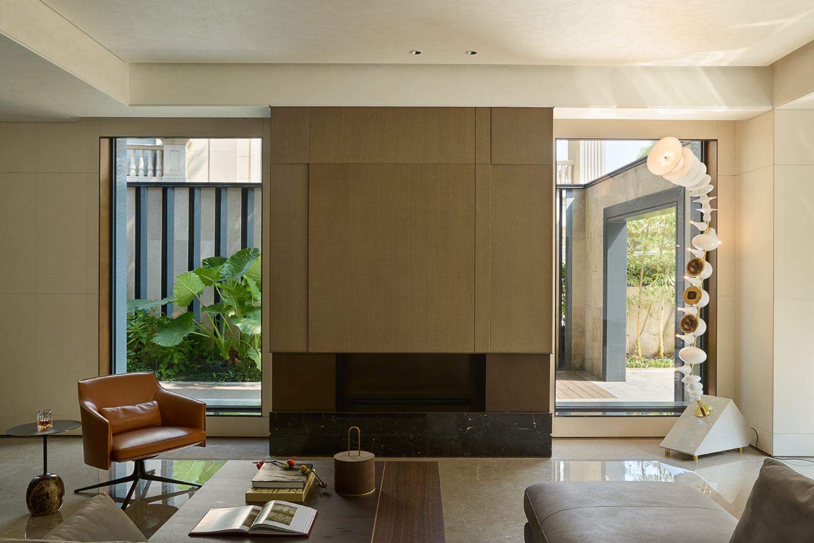 Jiuxi Rose Garden living room