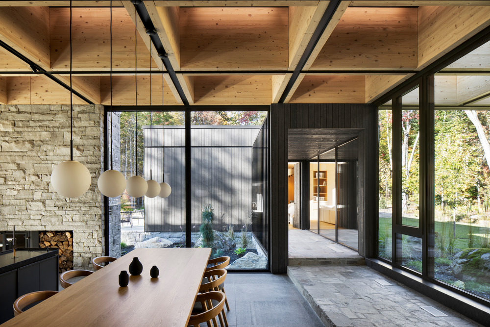 La Maison de la Baie de l’Ours by ACDF Architecture