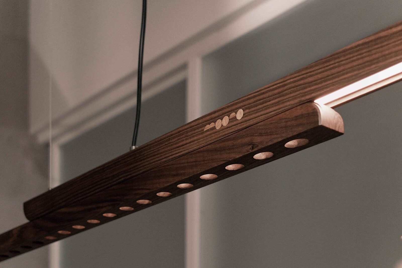 Moono- Sliding pendant Light by Shre