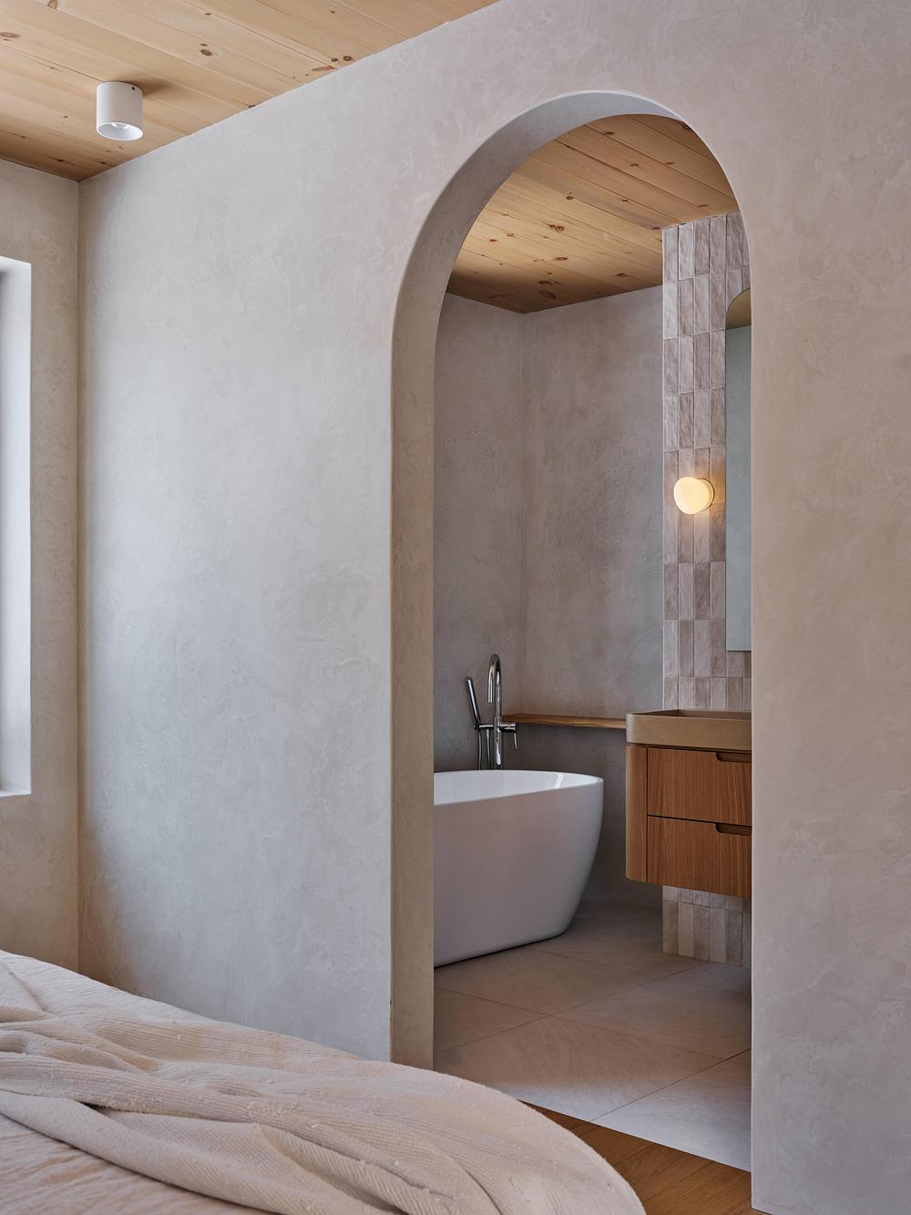 Forest House in Quebec by La Nony FAMILI