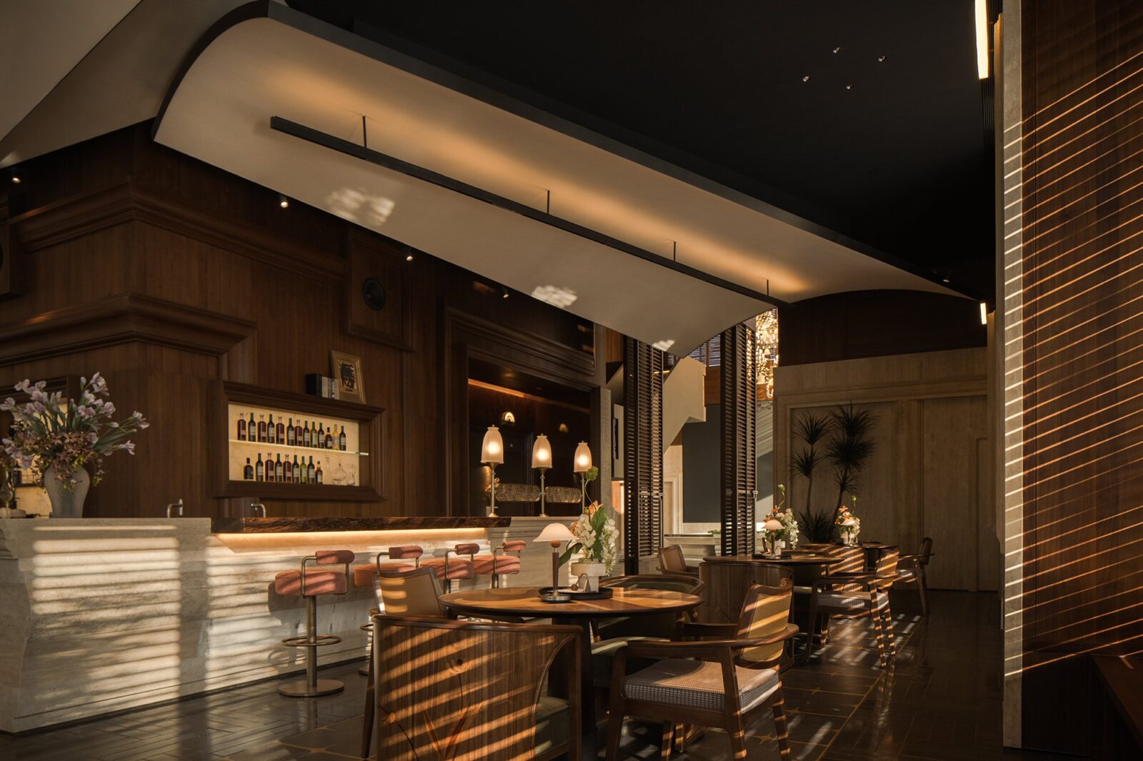 ENJOYDESIGN and Bluemoon Design retail spaces