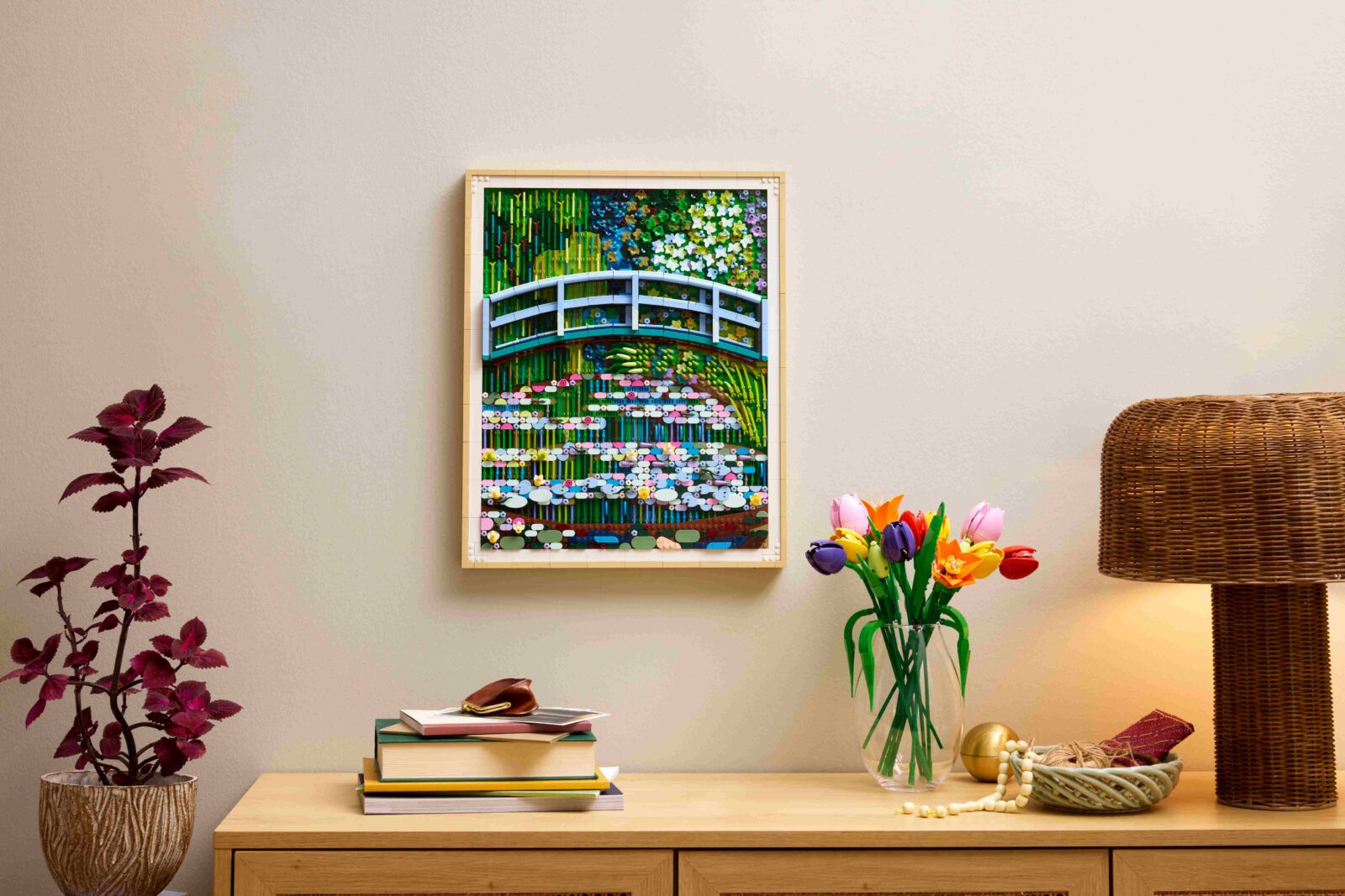 LEGO Art Claude Monet – Bridge over a Pond of Water Lilies (31220)