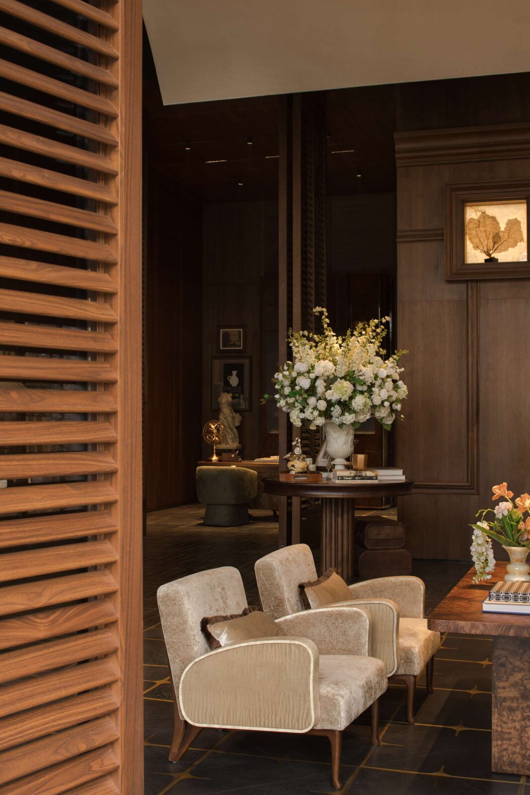 ENJOYDESIGN and Bluemoon Design retail spaces