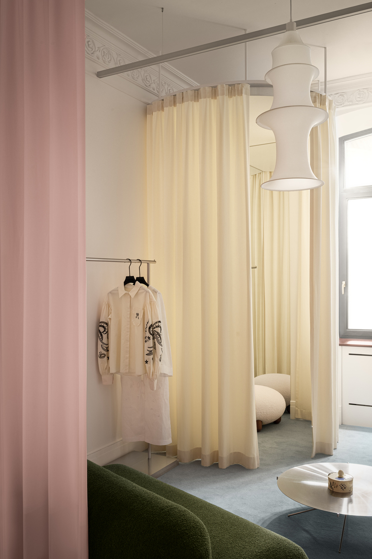 Inside Kyiv’s New Gunia Project Showroom