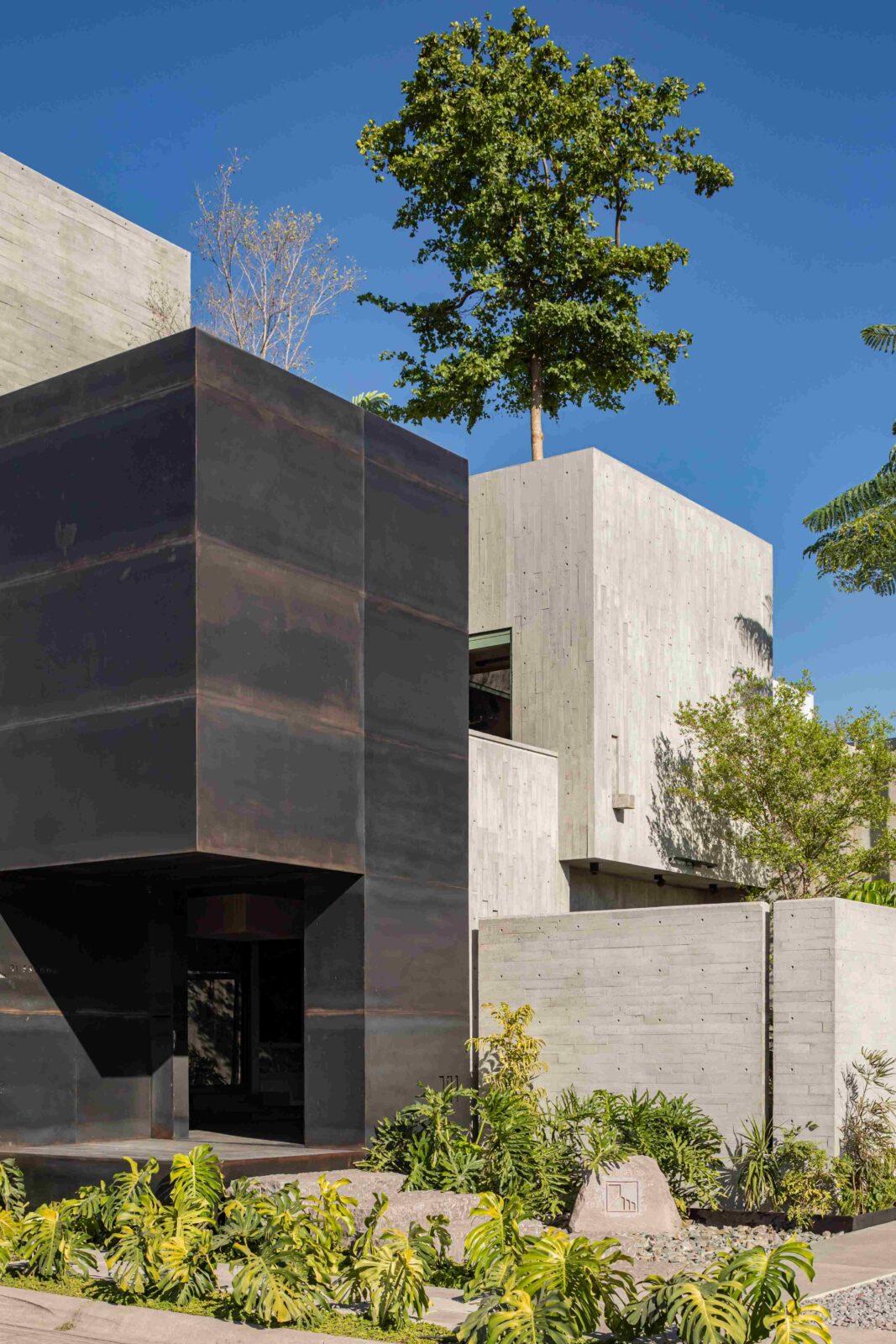 Taller Di Frenna Arquitectos office in Colima, Mexico