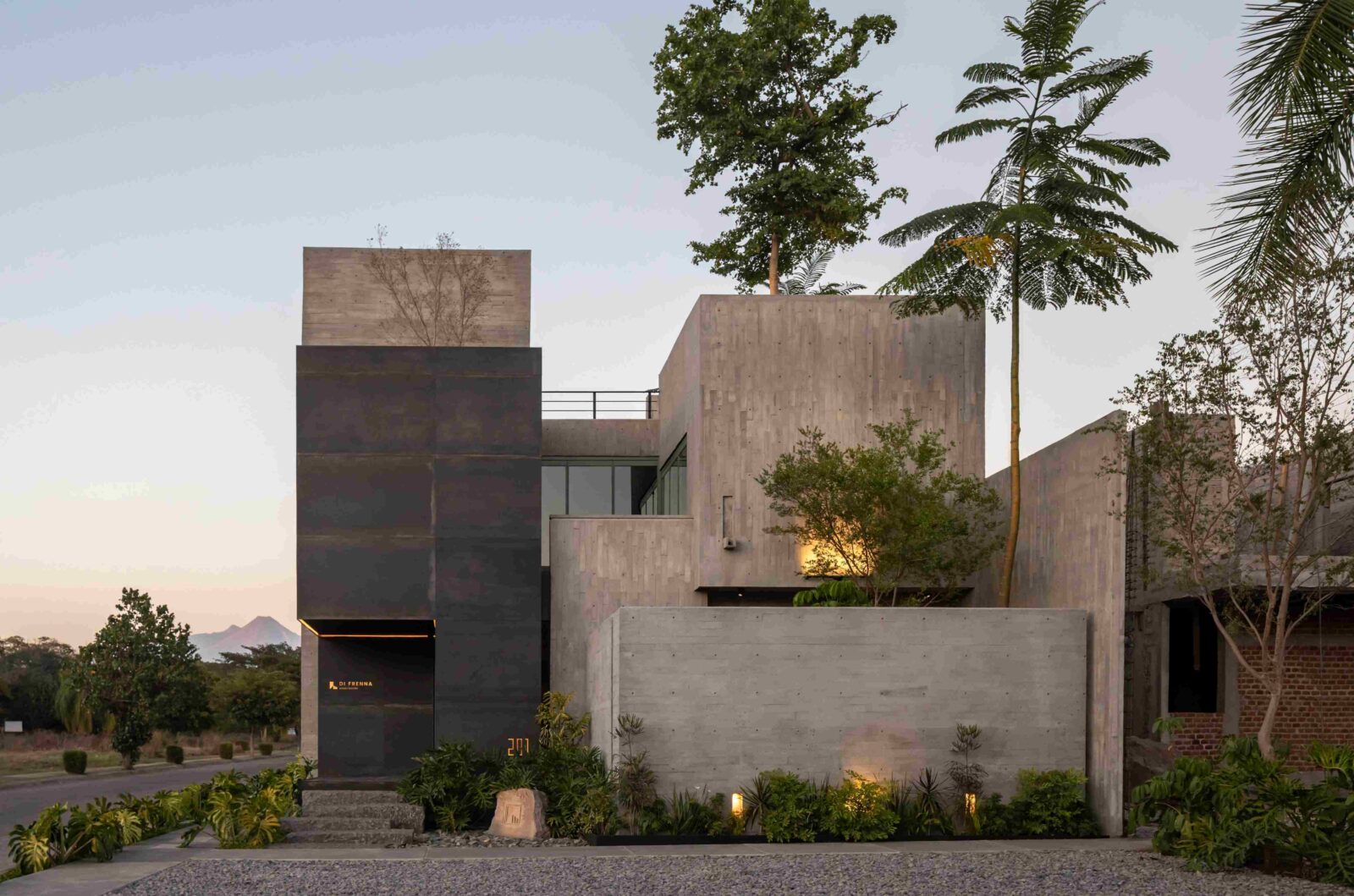 Taller Di Frenna Arquitectos office in Colima, Mexico