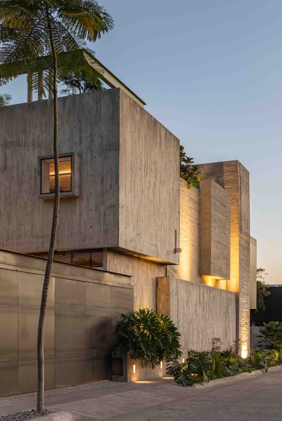 Taller Di Frenna Arquitectos office in Colima, Mexico