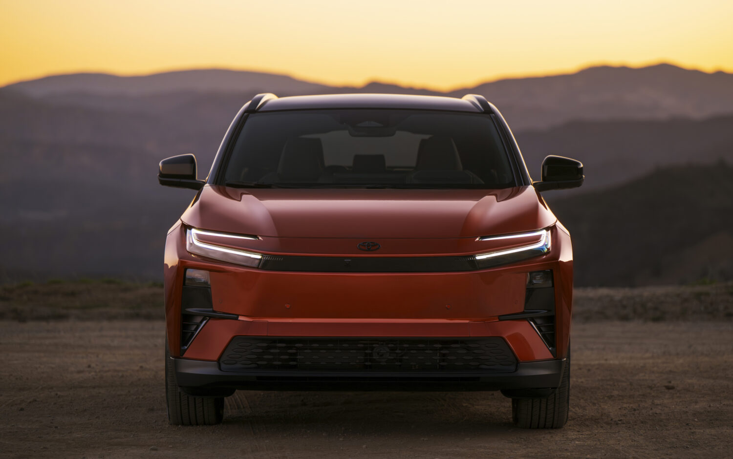 Toyota C-HR Red front