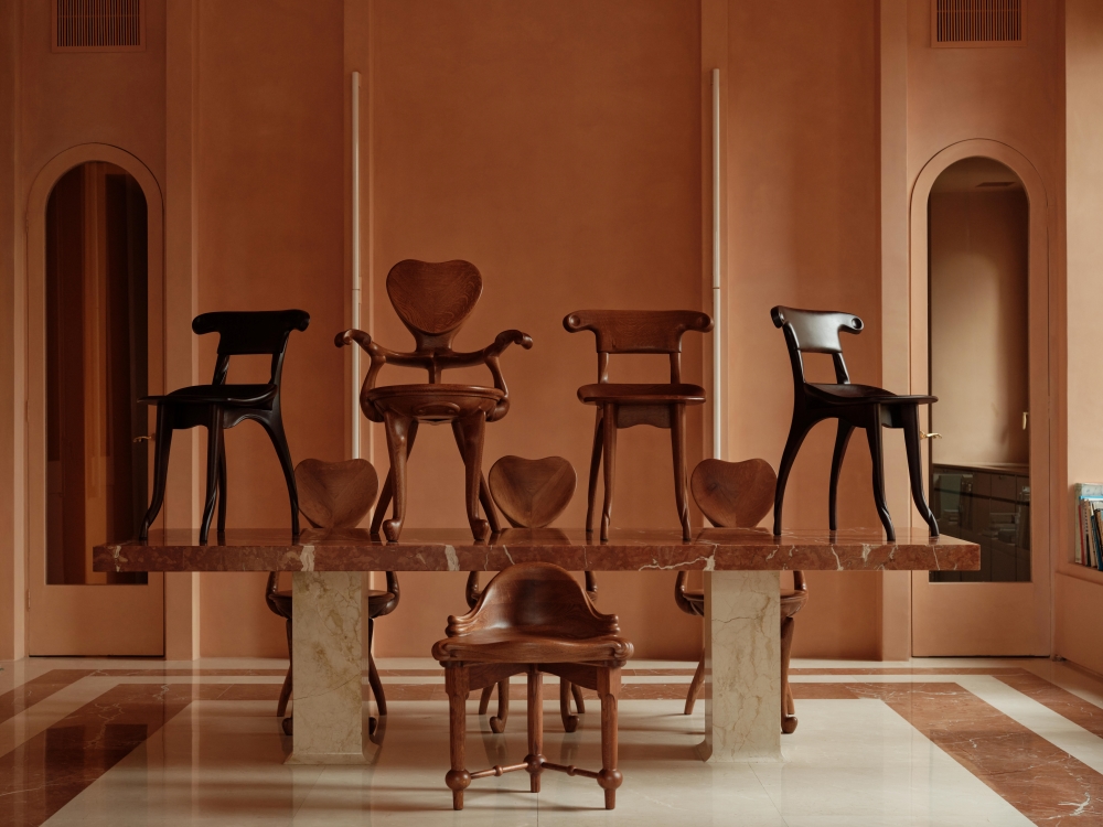 Antoni Gaudi Collection