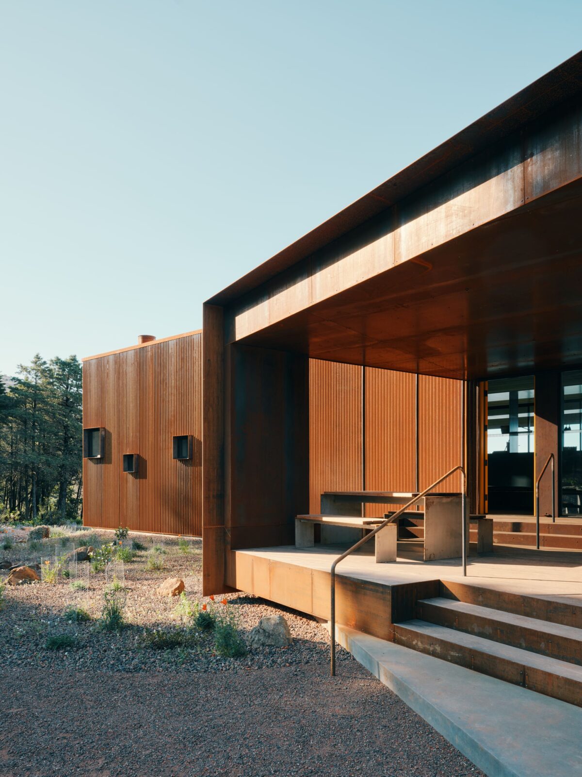 Pine flat by Faulkner architects