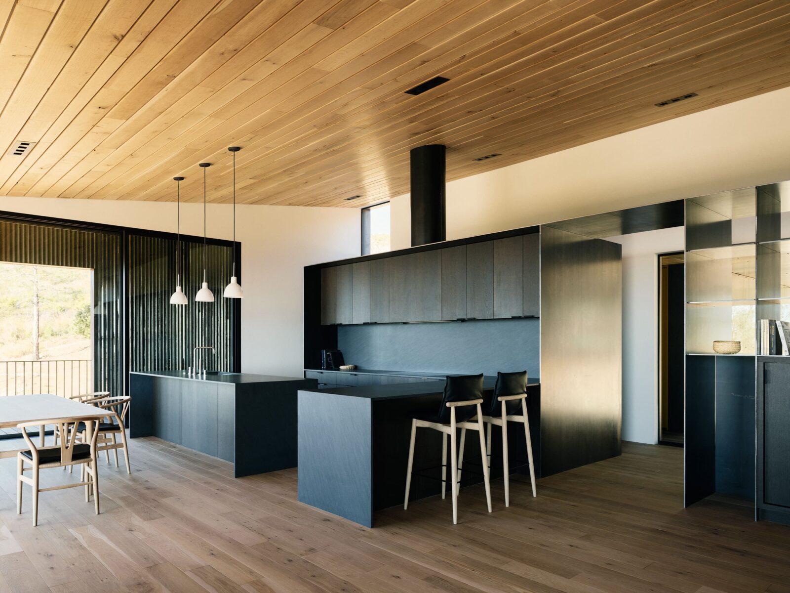 Pine flat by Faulkner architects