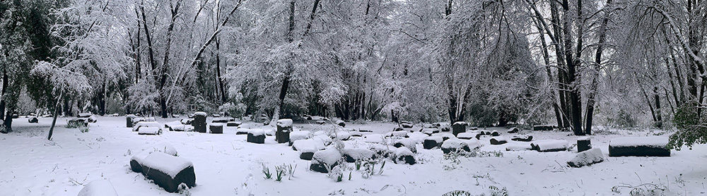 House for the Poem of the Right Angle by Smiljan Radić Clarke