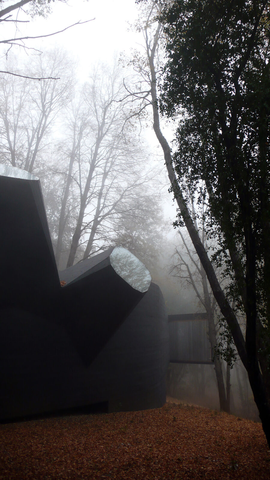 House for the Poem of the Right Angle by Smiljan Radić Clarke