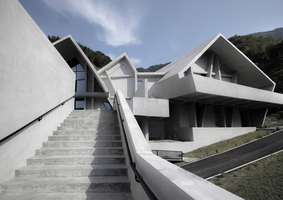 Photo Credit: Long Hehui