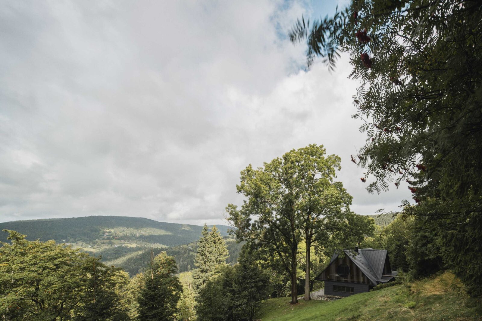 Strážné Cottage by Mimosa Architects