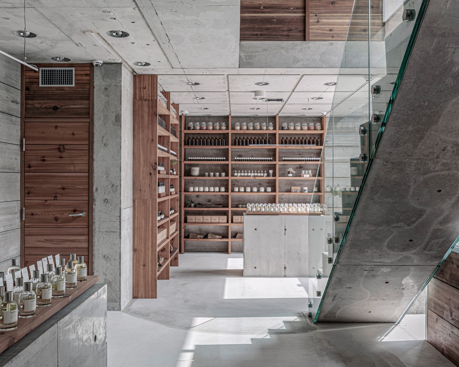 LE LABO Daikanyama by Schemata Architects