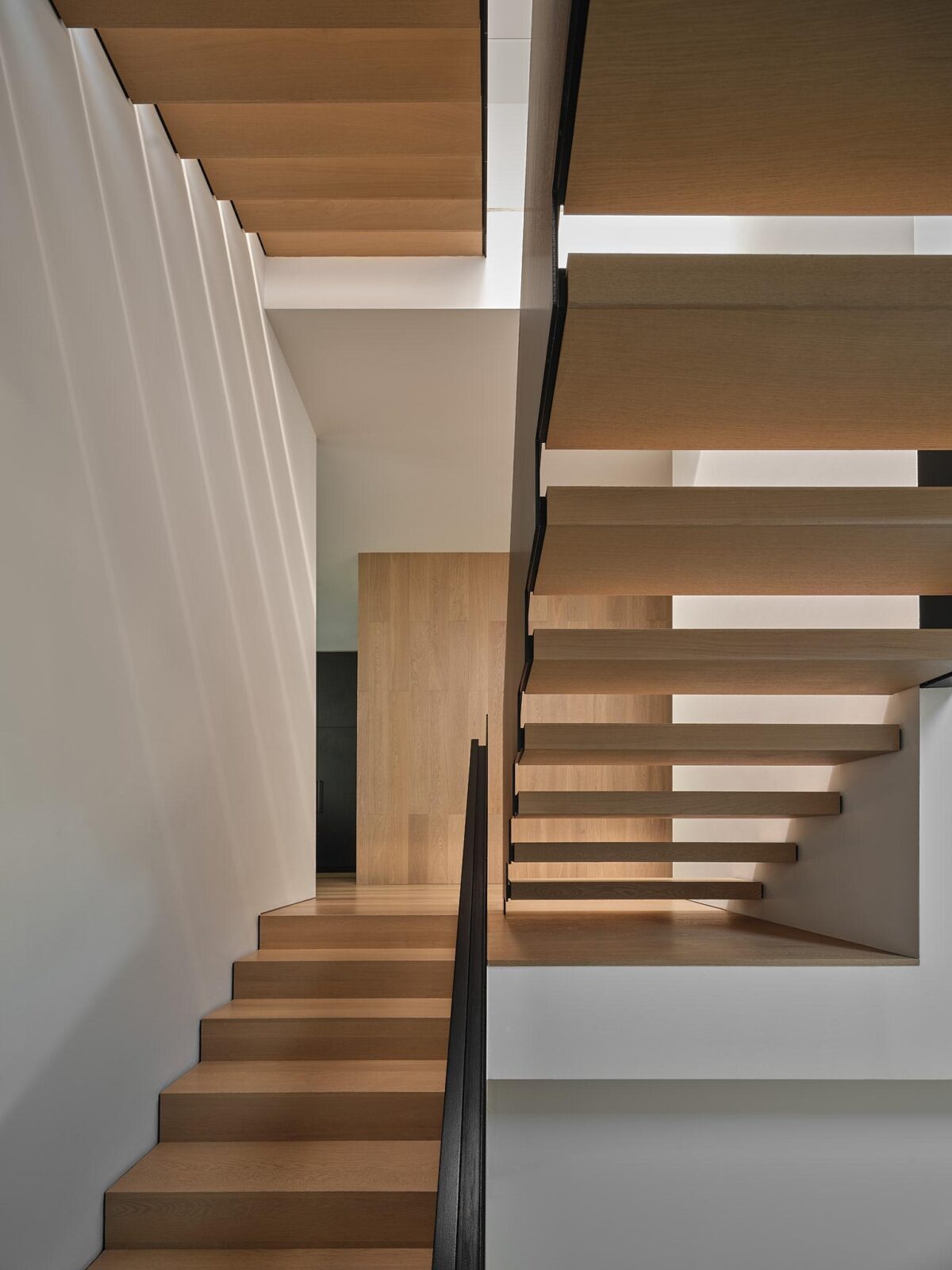 House 117 in Toronto by Izen Architecture Inc. and DS Interiors Inc.