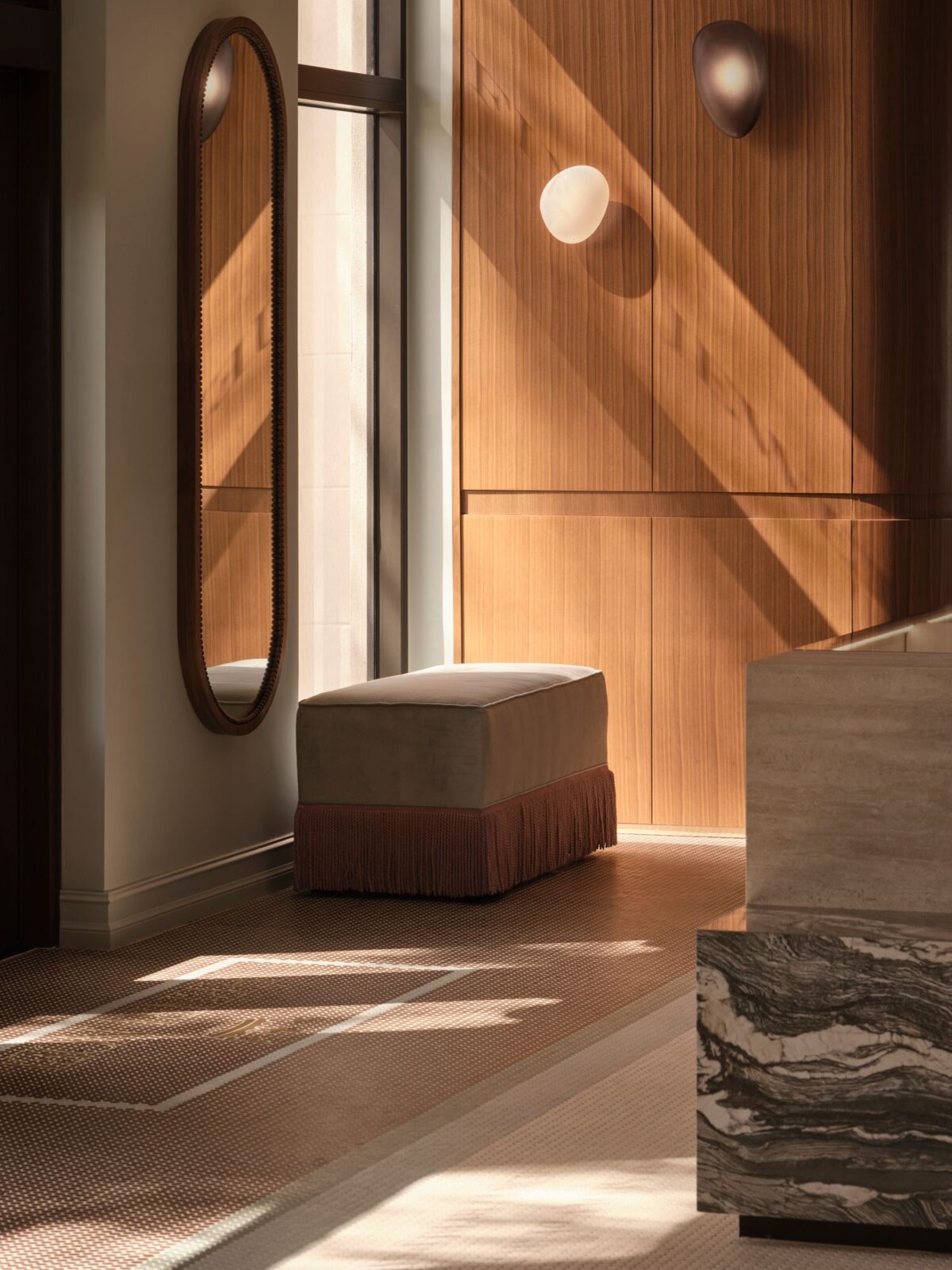 Henri Noël jewellery store by DS Studio