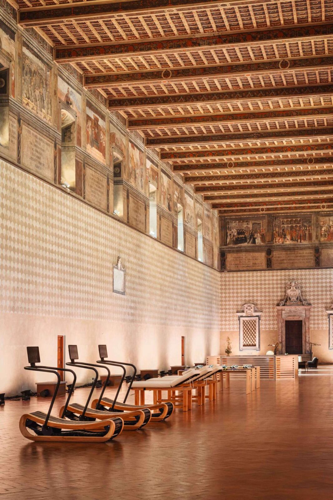 New Balance Run House Rome Marathon 2026