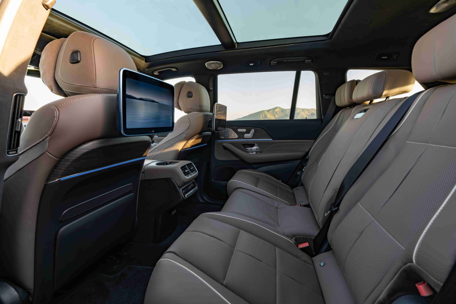 New GLS by Mercedes-Benz