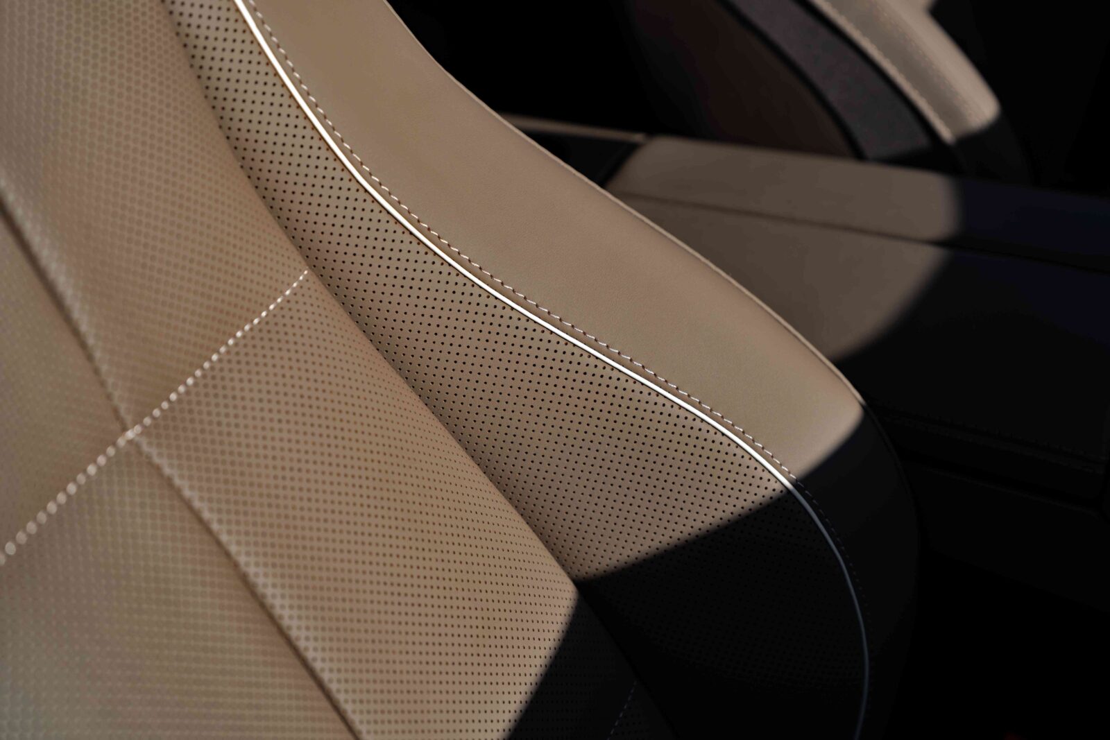 New GLS by Mercedes-Benz